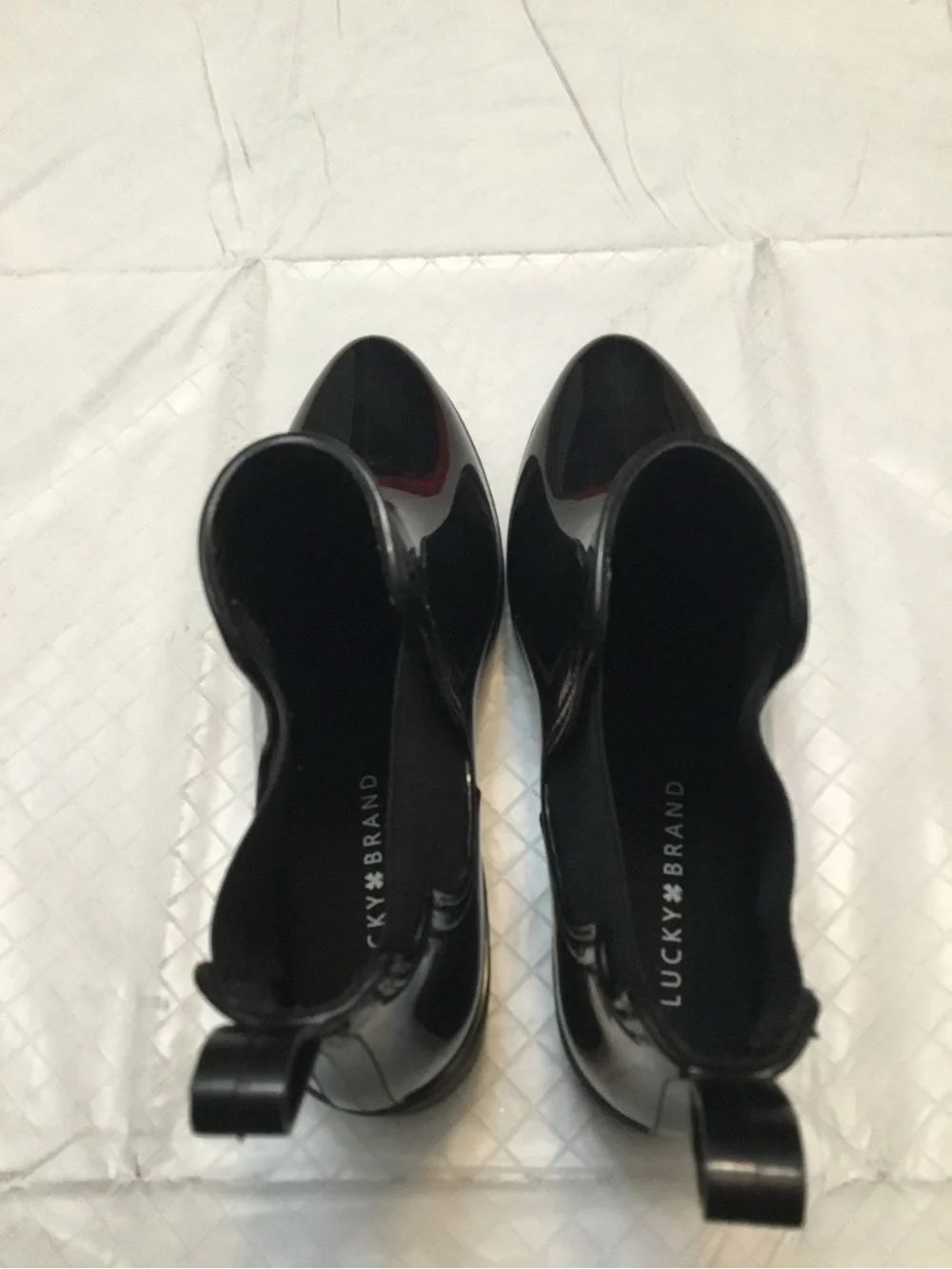 Lucky Brand Black Chelsea Rain Boots Slip-On Glossy Waterproof Size 7 New